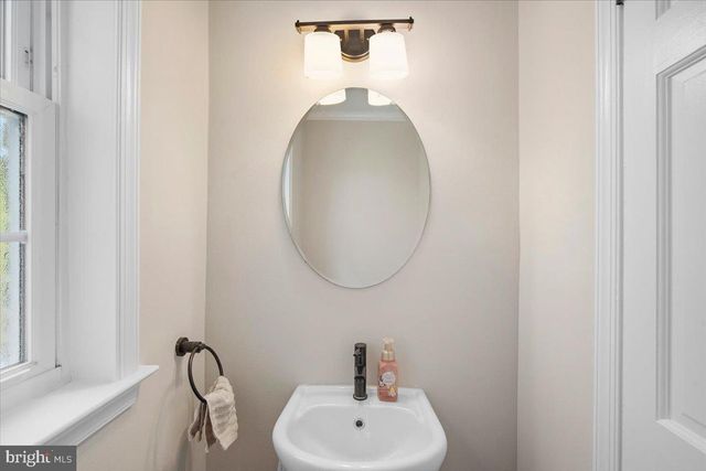5902 WALTON RD, Bethesda, MD 20817