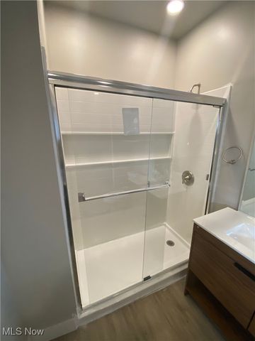 19600 Arrowhead Avenue, Cleveland, OH 44119