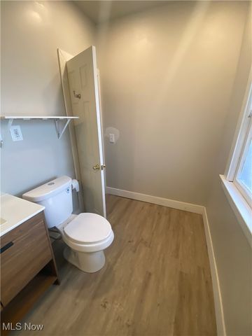 19600 Arrowhead Avenue, Cleveland, OH 44119