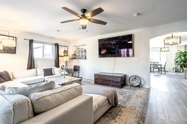 10257 W Layton Place, Littleton, CO 80127