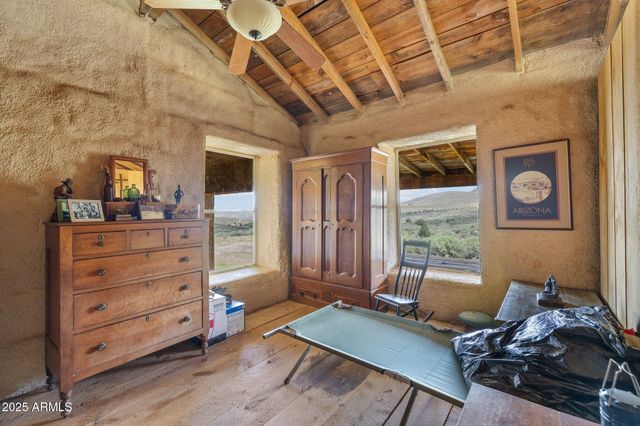 9955 E IRON KING Road, Dewey, AZ 86327