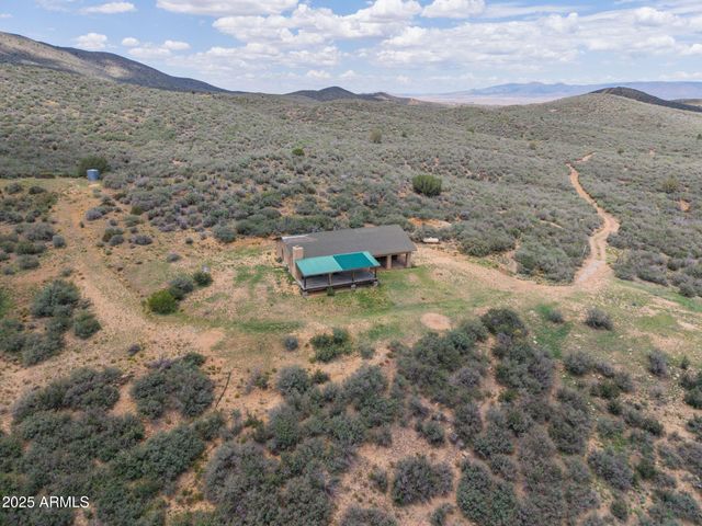 9955 E IRON KING Road, Dewey, AZ 86327