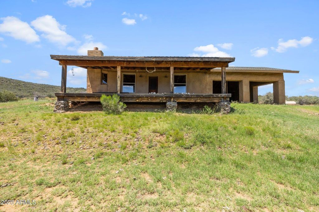 9955 E IRON KING Road, Dewey, AZ 86327