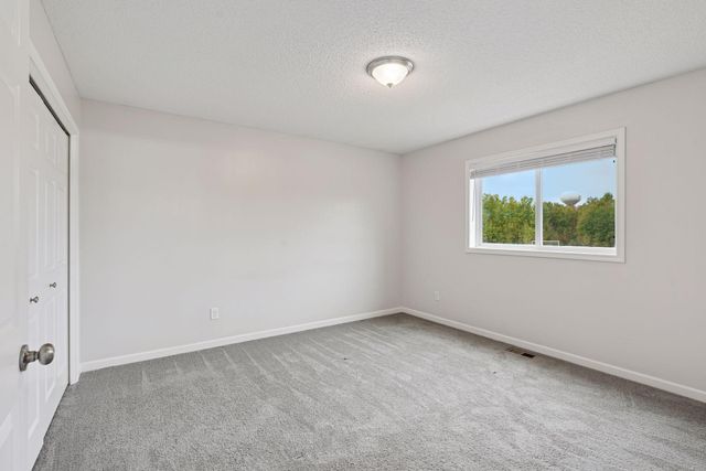 37982 Gerald Avenue, North Branch, MN 55056