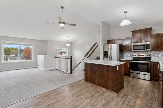 37982 Gerald Avenue, North Branch, MN 55056