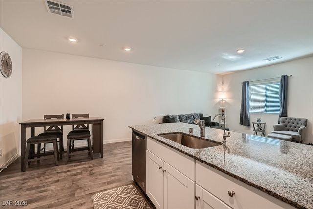 527 Clearsable Avenue, Henderson, NV 89044