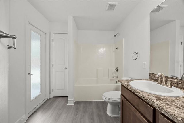 201 NE GREENBRIER AVENUE, Port St Lucie, FL 34983