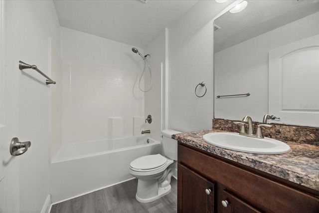 201 NE GREENBRIER AVENUE, Port St Lucie, FL 34983