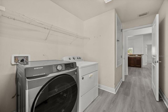 201 NE GREENBRIER AVENUE, Port St Lucie, FL 34983