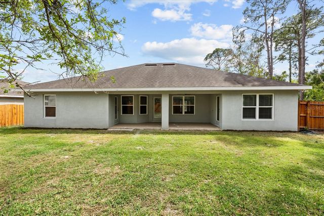 201 NE GREENBRIER AVENUE, Port St Lucie, FL 34983