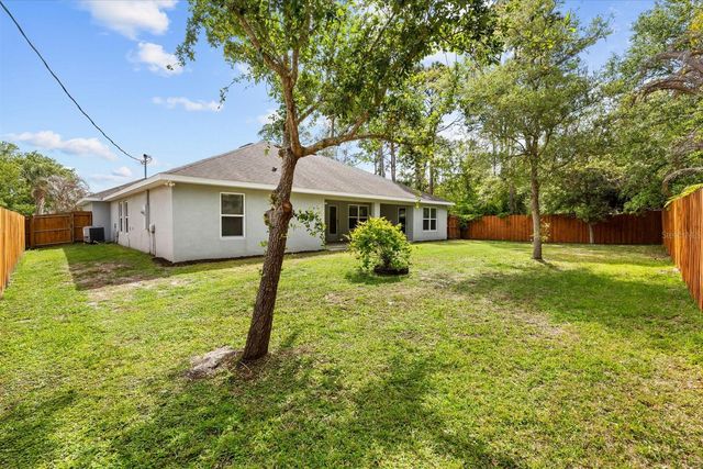 201 NE GREENBRIER AVENUE, Port St Lucie, FL 34983