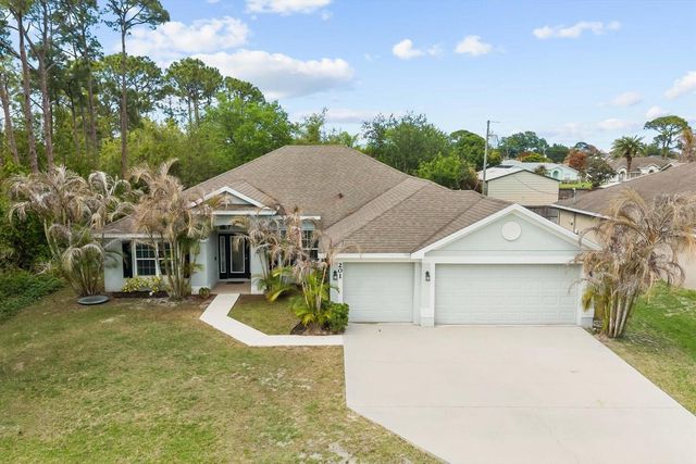 201 NE GREENBRIER AVENUE, Port St Lucie, FL 34983