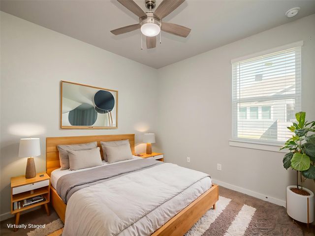 417 Ravens Crest DR, Hutto, TX 78634