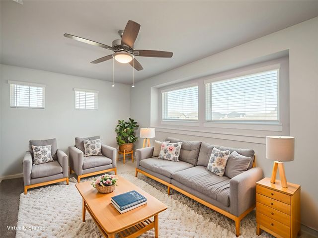 417 Ravens Crest DR, Hutto, TX 78634