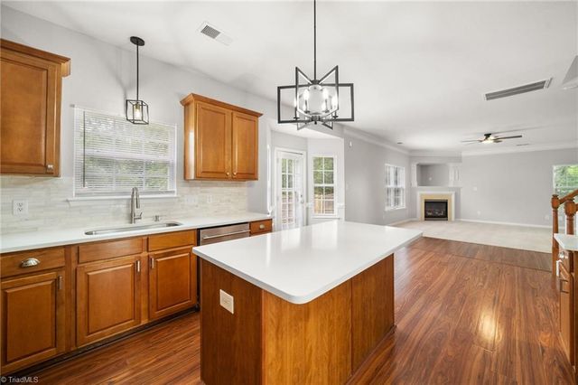 5560 Frances Court, Winston-salem, NC 27105