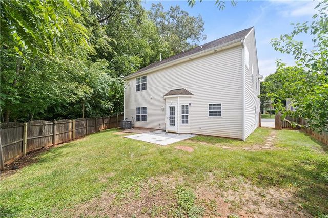 5560 Frances Court, Winston-salem, NC 27105