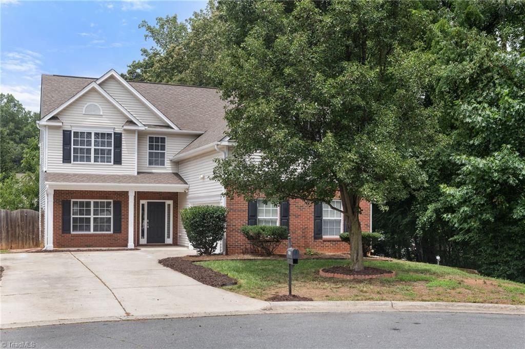5560 Frances Court, Winston-salem, NC 27105