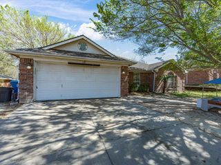 210 Wellington Trail, Weatherford, TX 76085