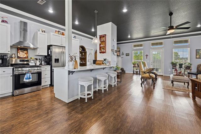 612 Westwood Avenue, Prairie Grove, AR 72753