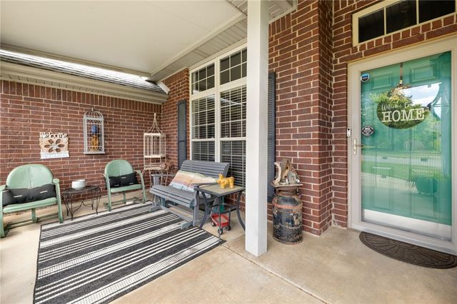 612 Westwood Avenue, Prairie Grove, AR 72753