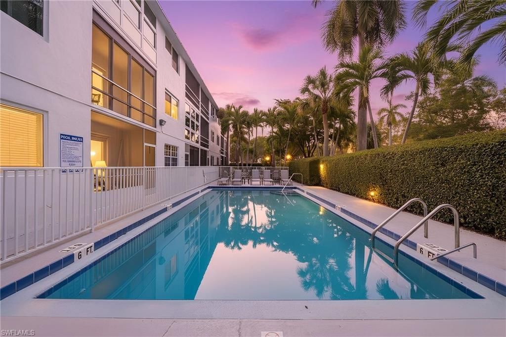 72 7th ST S 206, NAPLES, FL 34102 — photo 2