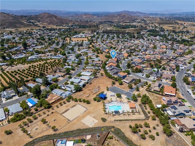 33807 Wagon Train Drive, Wildomar, CA 92595