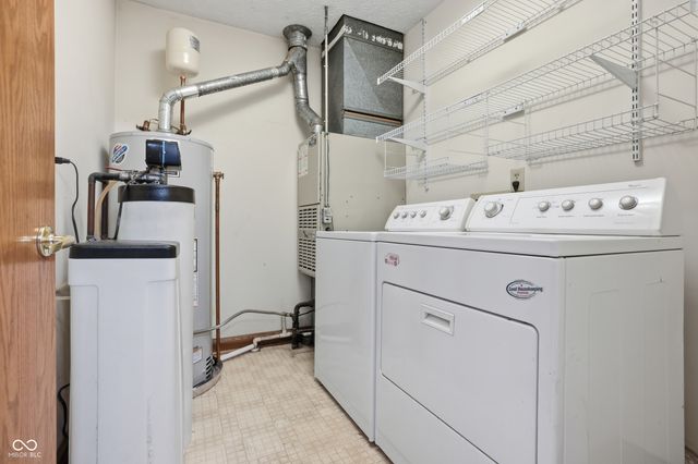 242 Pinnacle Lane, Plainfield, IN 46168