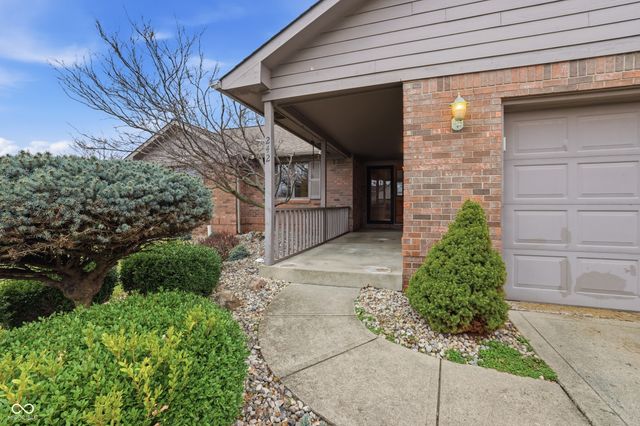 242 Pinnacle Lane, Plainfield, IN 46168