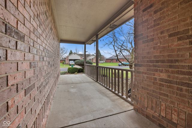 242 Pinnacle Lane, Plainfield, IN 46168