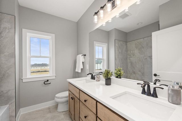 N66W21193 Sweet Clover DRIVE, Menomonee Falls, WI 53051