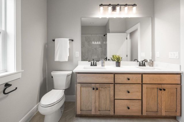 N66W21193 Sweet Clover DRIVE, Menomonee Falls, WI 53051