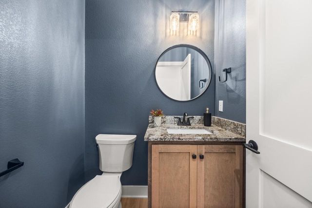 N66W21193 Sweet Clover DRIVE, Menomonee Falls, WI 53051