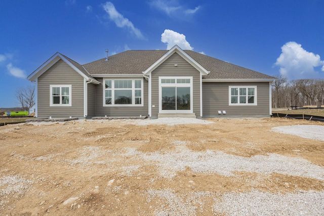 N66W21193 Sweet Clover DRIVE, Menomonee Falls, WI 53051