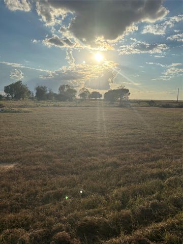 7182 Mieth Rd S, Sealy, TX 77474