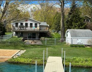 4460 S Sherman Avenue, Sherman Twp, MI 49412