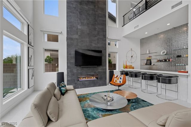 10680 Patina Hills Court, Las Vegas, NV 89135