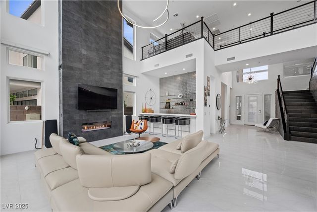 10680 Patina Hills Court, Las Vegas, NV 89135