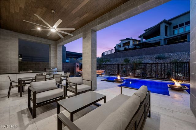 10680 Patina Hills Court, Las Vegas, NV 89135