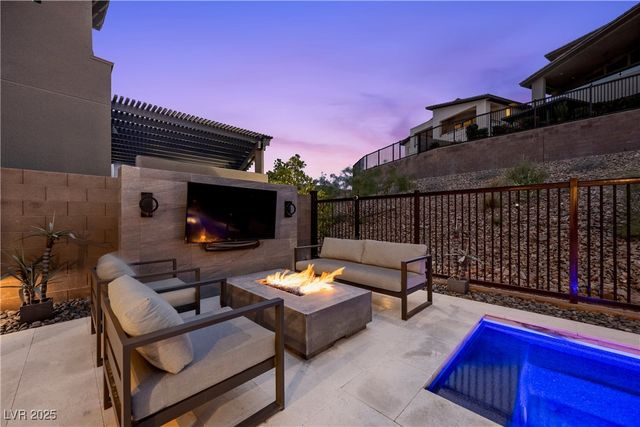 10680 Patina Hills Court, Las Vegas, NV 89135