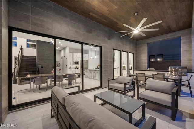 10680 Patina Hills Court, Las Vegas, NV 89135