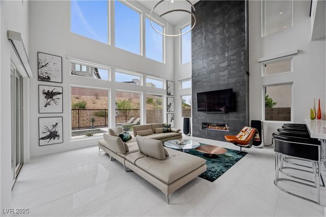 10680 Patina Hills Court, Las Vegas, NV 89135