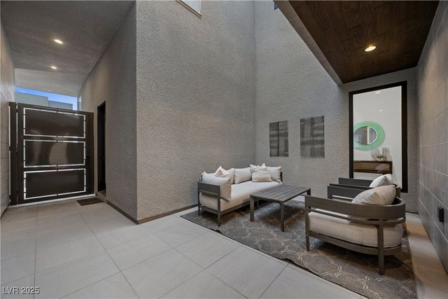 10680 Patina Hills Court, Las Vegas, NV 89135