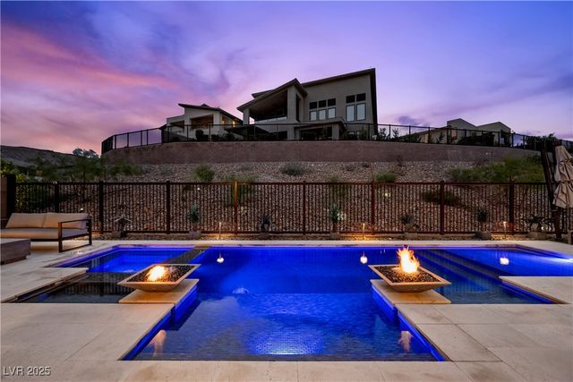 10680 Patina Hills Court, Las Vegas, NV 89135