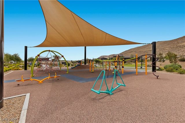 10680 Patina Hills Court, Las Vegas, NV 89135