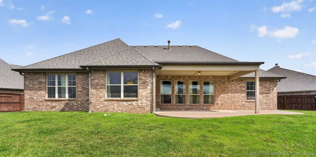 424 W 127th Street S, Jenks, OK 74037
