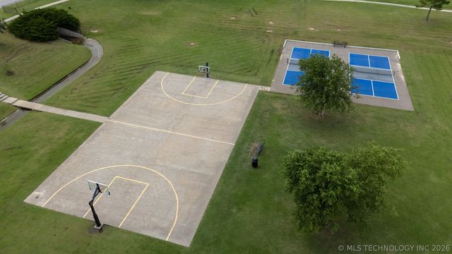 424 W 127th Street S, Jenks, OK 74037