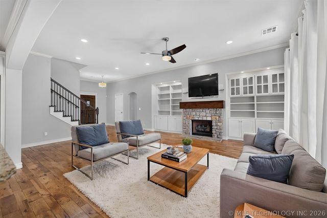 424 W 127th Street S, Jenks, OK 74037