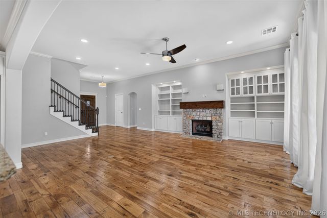 424 W 127th Street S, Jenks, OK 74037