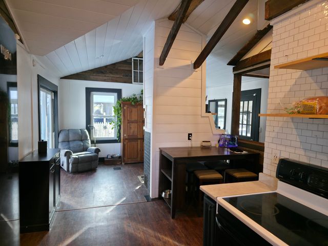 64 Old Homestead Highway, Swanzey, NH 03431