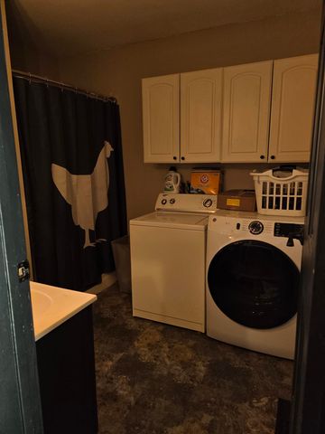 64 Old Homestead Highway, Swanzey, NH 03431